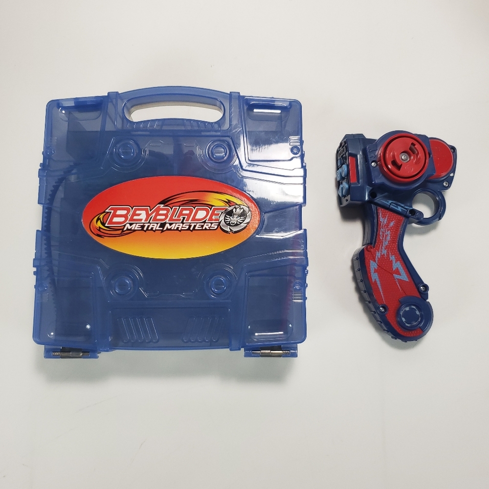 Beyblade Metal Masters Carrying Case with 2 Tops & XTS IR Spin Control Launcher